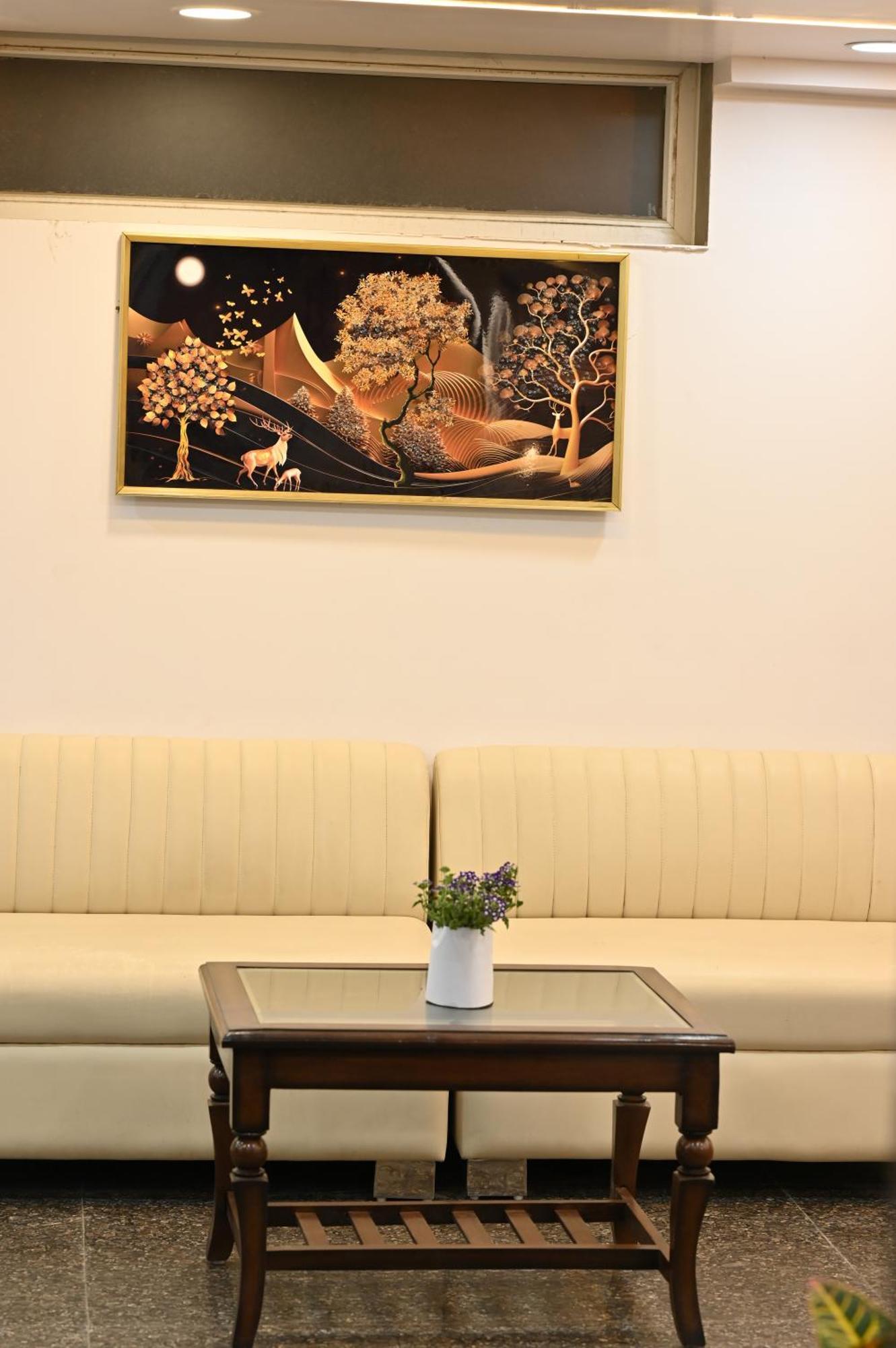 Hotel Down Town Paschim Vihar 델리 외부 사진