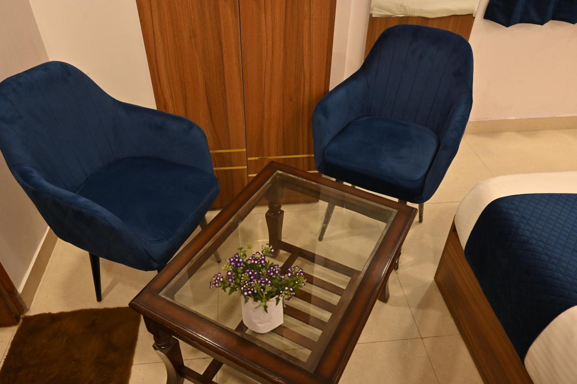 Hotel Down Town Paschim Vihar 델리 외부 사진