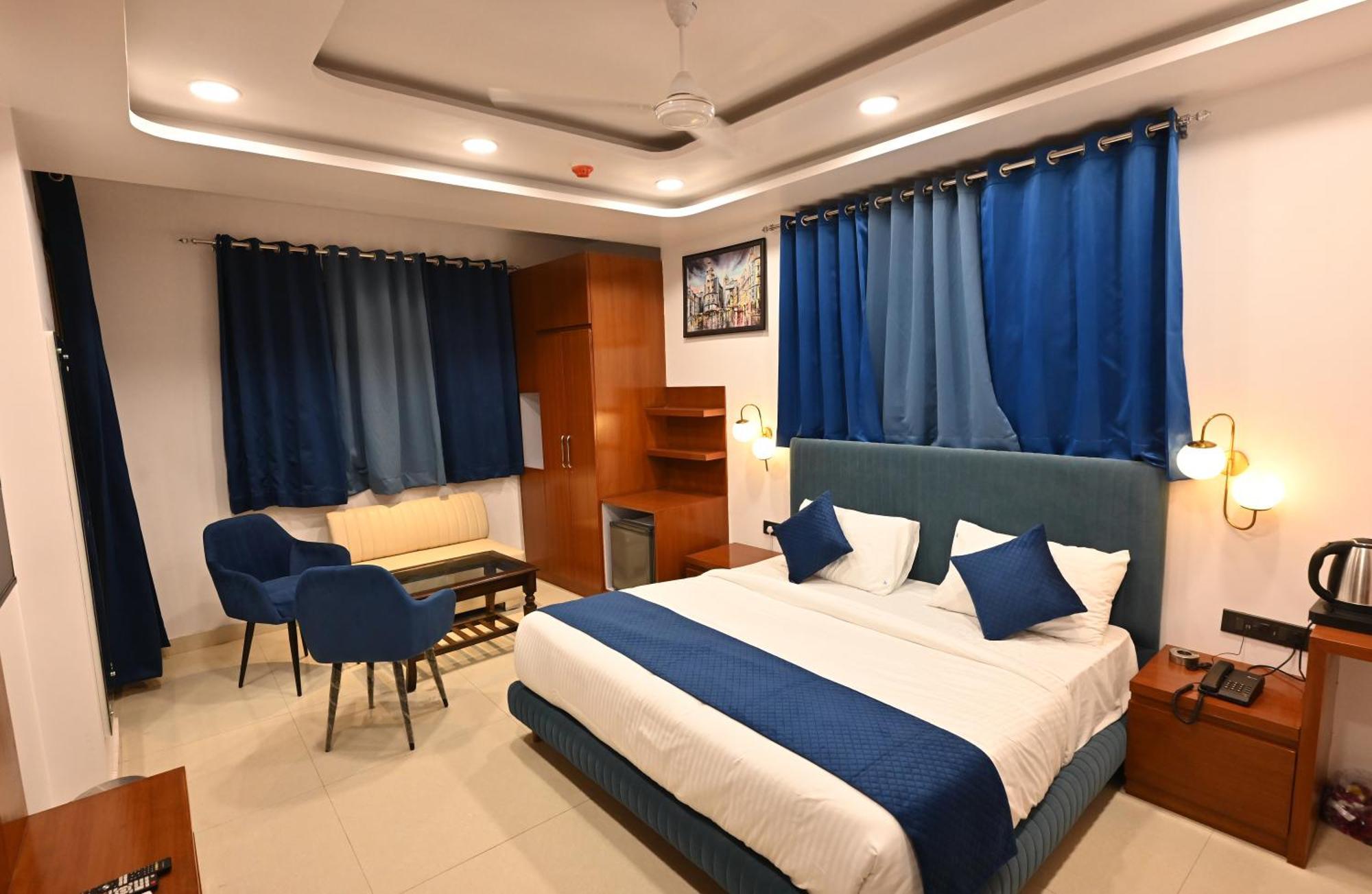Hotel Down Town Paschim Vihar 델리 외부 사진