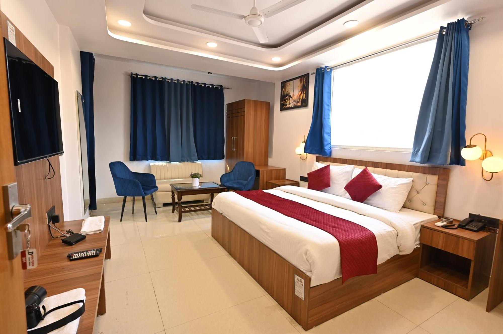 Hotel Down Town Paschim Vihar 델리 외부 사진